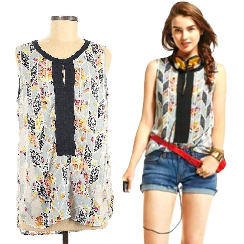 Cabi #249 Spring Grosgrain Floral Geometric Print Sleeveless Blouse Size Medium